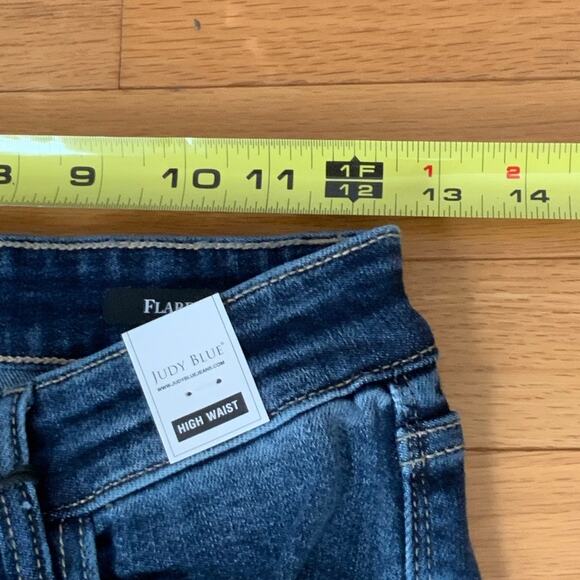 Judy Blue High Waist‎ Classic Contrast Flare Denim for Tall Women - Picture 4 of 6